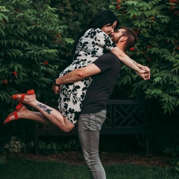 Meet your Posher, Taylor - Picture 1 of 1